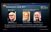 De Nobelprijs voor Natuurkunde 2017 is toegekend aan Rainer Weiss, Barry S. Barish en Kip S. Thorne, „voor hun doorslaggevende bijdragen aan de LIGO-detector en de detectie van zwaartekrachtgolven.” beeld AFP