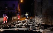 Centraal-Italië is door twee aardbevingen getroffen, waarvan de tweede flink krachtiger was dan de eerste. De eerste beving had een kracht van 5,4 de tweede 6,0, aldus de Amerikaanse geologische dienst USGS. De bevingen vonden plaats op zo'n 70 kilometer 