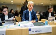 PVV-voorman Geert Wilders aan het begin van het hoger beroep in het minder Marokkanen proces.Zowel Wilders als het Openbaar Ministerie is in hoger beroep gegaan tegen de veroordeling door de rechtbank in Den Haag op 9 december 2016. Wilders werd schuldig 
