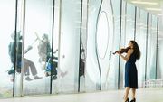 Elbphilharmonie Window Waltz. beeld Christoph Koch