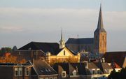 De Bovenkerk (r.) in Kampen verliest met ingang van 2017 haar kerkelijke functie. Naar herbestemming wordt gezocht. beeld Jasper Stam