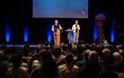 Dr. Sam Storms (l.) sprak donderdag op de leidersconferentie ”There is More!” in Veenendaal. beeld Jannes Boonstra