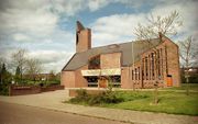 De Hoeksteen in Zwolle, een kerkgebouw van de protestantse gemeente Zwolle waarvan de DGK-gemeente Zwolle e. o. gebruikt maakt voor de zondagse erediensten. beeld Reliwiki