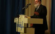 Rabbijn Jacobs sprak dinsdagavond voor Christenen voor Israël in Nijkerk. Foto RD