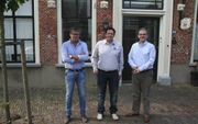 V.l.n.r. Ton, Berry en Bert van Voorden. De drie ondernemers hopen dat hun bedrijf het predikaat ‘Hofleverancier’ ontvangt. beeld André Bijl