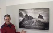 ZWIJNDRECHT. Bekroond amateurfotograaf Rudi Kleinberg exposeert deze maand met beelden van het IJslandse landschap in Zwijndrecht. beeld Dick den Braber