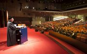 In de aula van de Vrije Universiteit in Amsterdam sprak prof. dr. W. J. op ‘t Hof vrijdag zijn afscheidsrede ”nadere reformatie nu” uit. Beeld RD, Henk Visscher