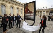 Poster voor de vrijlating van Bibi in het Franse Bordeaux. beeld AFP