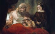 Rembrandt van Rijn vervaardigde in 1656 het doek ”Jakob zegent de zonen van Jozef”. beeld Gemäldegalerie Alte Meister, Kassel