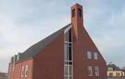 Het nieuwe kerkgebouw van de hersteld hervormde gemeente in Veen.  beeld RD