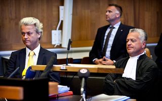 Bram Moszkowicz (r.) en Geert Wilders (l.). Foto ANP
