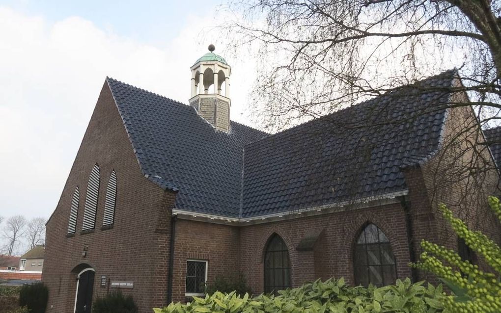 De kerk van de gereformeerde gemeente in Nederland te Arnemuiden. beeld Van Scheyen Fotografie