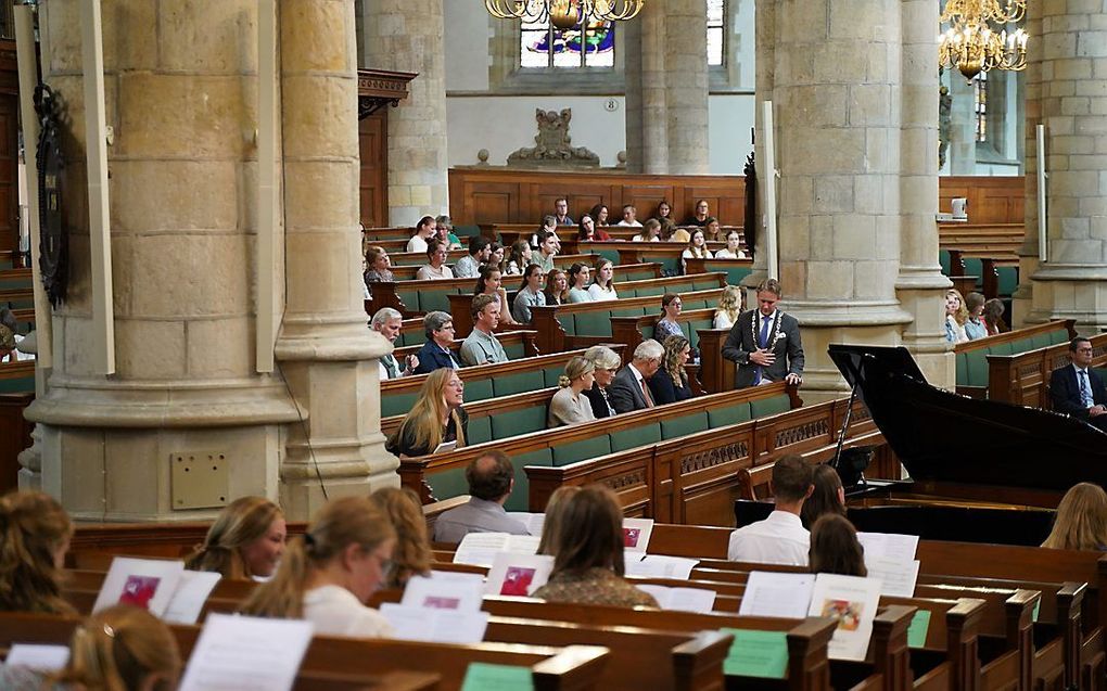 De jaaropening van Driestar hogeschool werd dinsdag traditiegetrouw in de Goudse Sint-Janskerk gehouden. beeld Driestar hogeschool