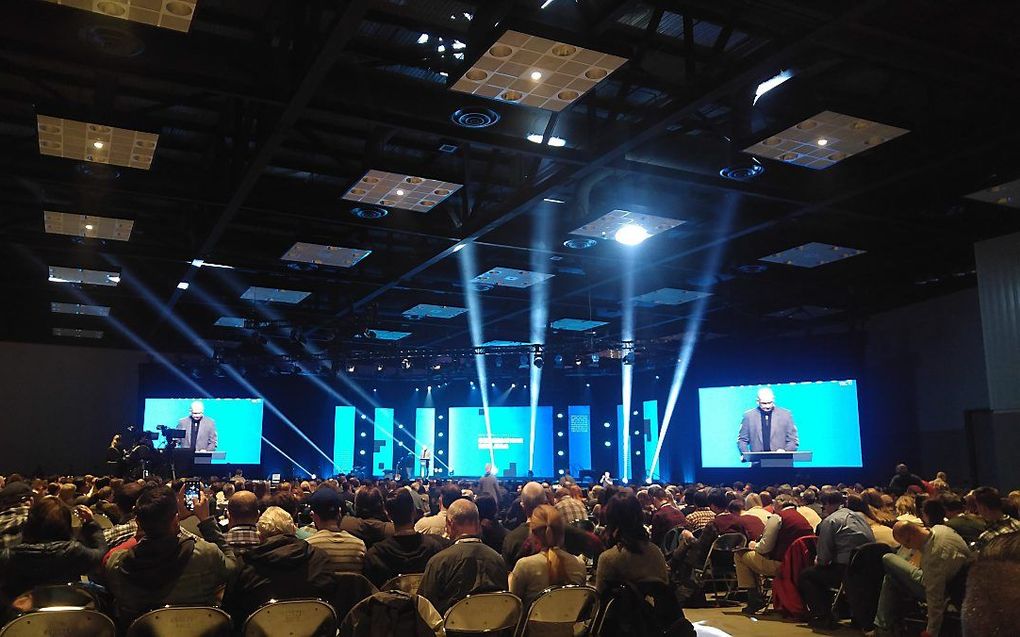 Hoevelen hebben de idee van een theïstische evolutie al aangenomen, op eenzelfde wijze als Tim Keller? Foto: Tim Keller sprak in april op een conferentie van The Gospel Coalition in Indianapolis. beeld RD