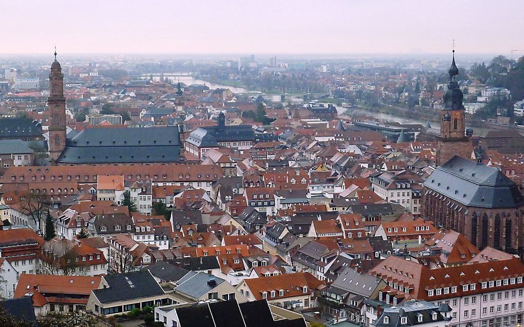 Zacharias Ursinus schreef het boekje ”Erinnerung”, toen in 1563 de stad Heidelberg vol was van stervende en gestorven mensen, geteisterd door de pest. Foto: het oude stadscentrum van Heidelberg, gezien vanaf het kasteel. beeld RD