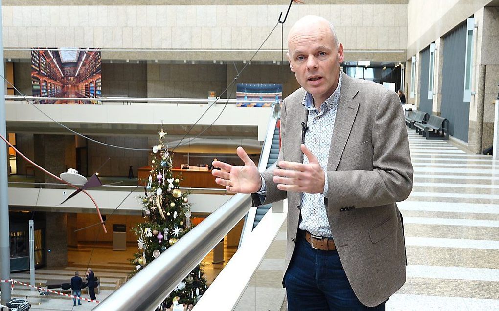 Addy de Jong in het gebouw van de Tweede Kamer. beeld RD