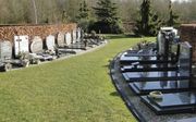 De gemeente Urk wil op begraafplaats De Vormt (foto) ruimte creëren door bestaande graven opnieuw uit te geven. beeld Omroep Flevoland