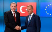 Tusk en Erdogan. beeld AFP