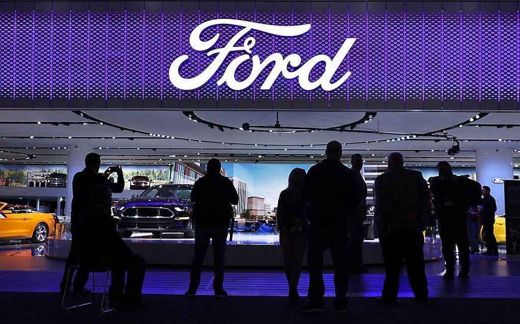 Stand van Ford op de autoshow van Detroit. beeld AFP