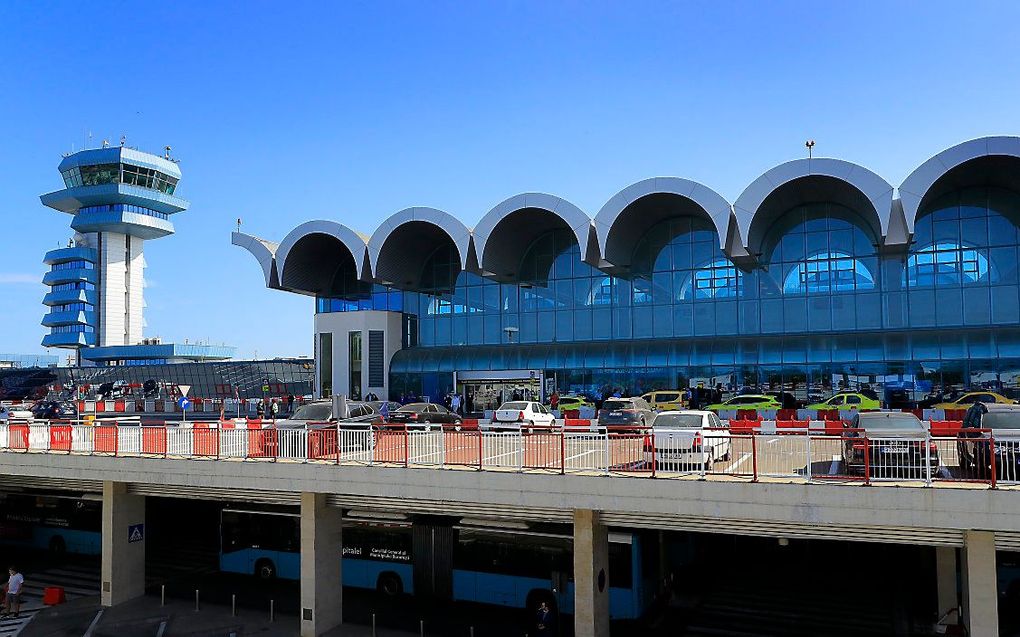 De luchthaven van Boekarest. beeld EPA, Robert Ghement