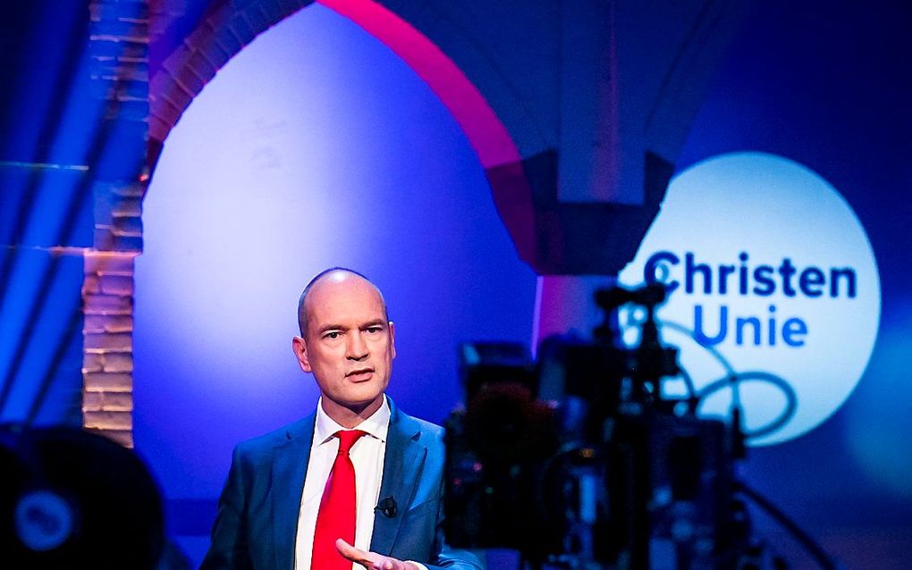 De ChristenUnie-leider spreekt verder zijn waardering uit voor de manier waarop premier Mark Rutte en zorgminister Hugo de Jonge het land door de coronacrisis loodsen. beeld ANP, Remko de Waal