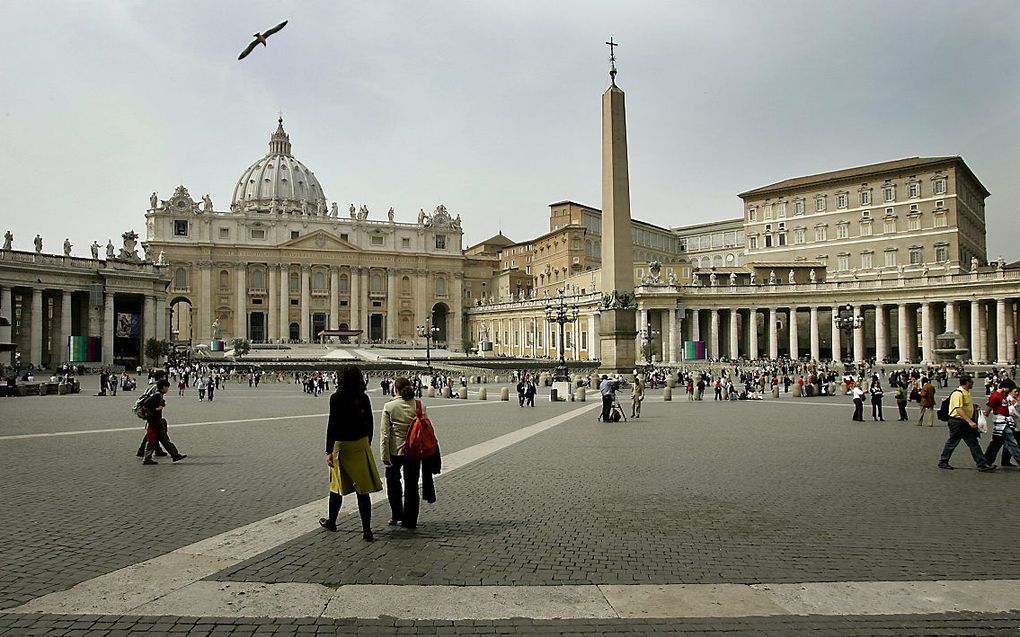 Het Sint Pietersplein in Rome. beeld ANP, Lex van Lieshout