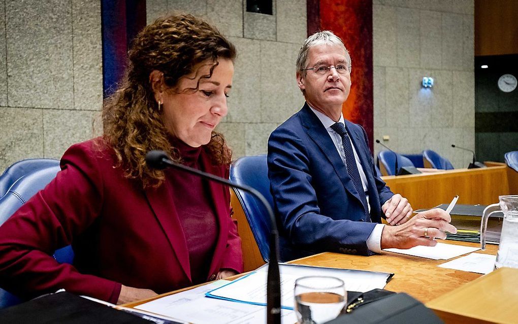 Minister Van Engelshoven (l.). beeld ANP, Sem van der Wal