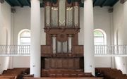 Impressie van het voorlopige ontwerp van het nieuwe orgel en de galerij. beeld via www.hervormdrenswoude.nl