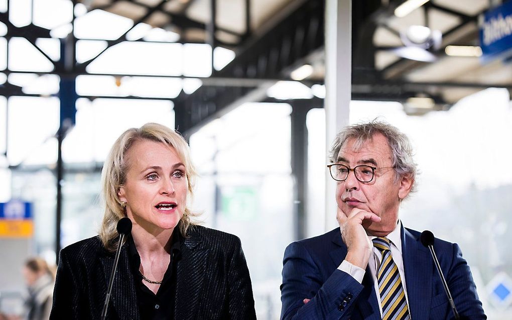 Directeur operatie Marjan Rintel en president-directeur Roger van Boxtel. beeld ANP