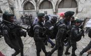 De Israëlische politie is in verhoogde staat van paraatheid in de Oude Stad van Jeruzalem. beeld EPA, Atef Safadi​