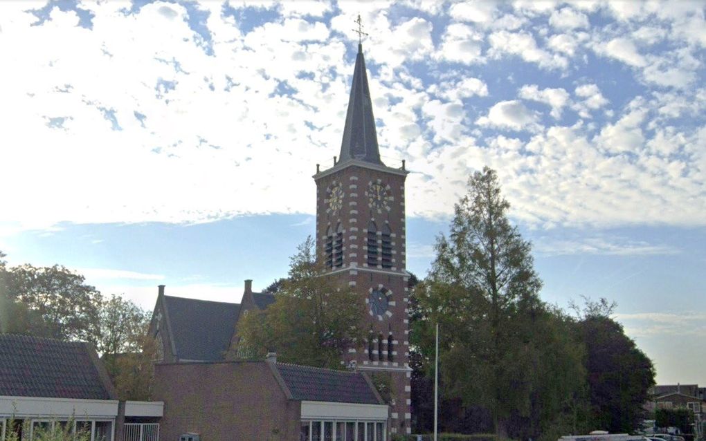 Ds. A.J.R. Treur neemt beroep aan naar hervormde wijkgemeente Dorp te Aalsmeer