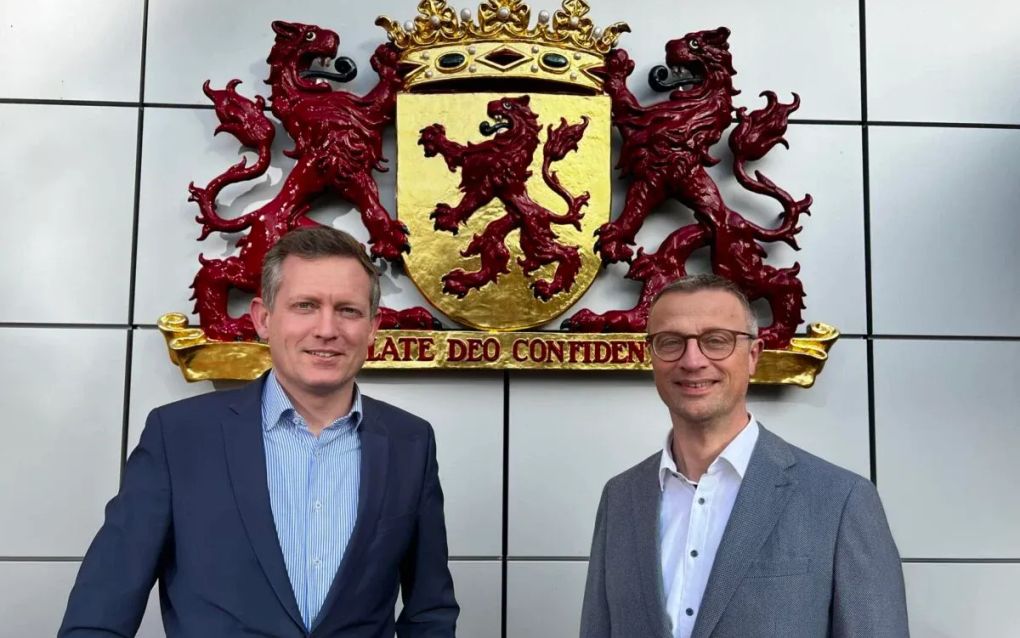 Steven Datema, lijsttrekker ChristenUnie Zuid-Holland en Nico de Jager (rechts), lijsttrekker SGP Zuid-Holland. beeld ChristenUnie en SGP Zuid-Holland