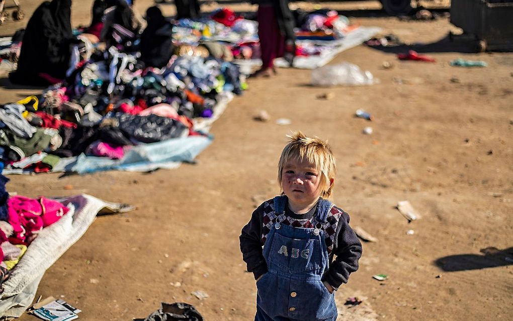 Een kind in het Syrische vluchtelingenkamp al-Hol. beeld AFP