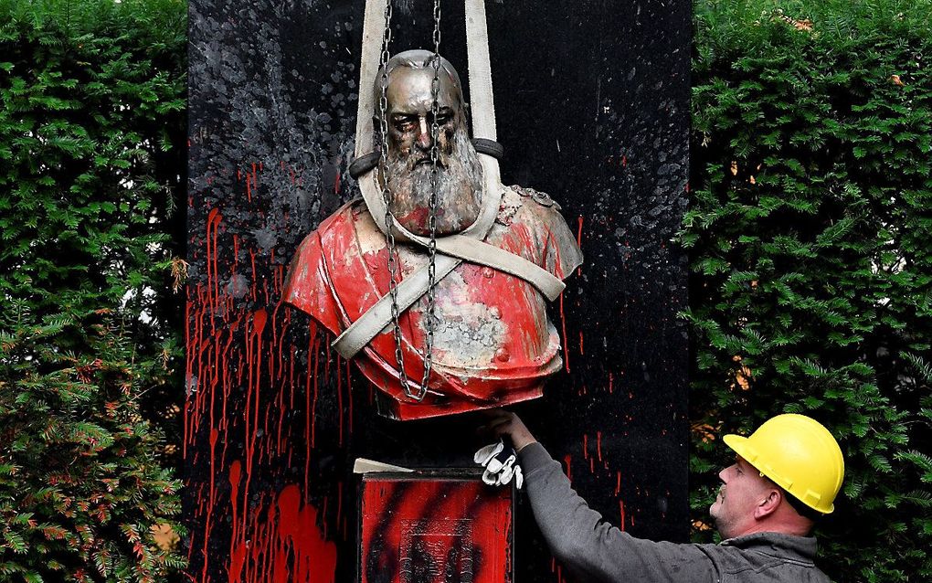 Besmeurd beeld van Leopold II in Gent, eind juni. beeld AFP