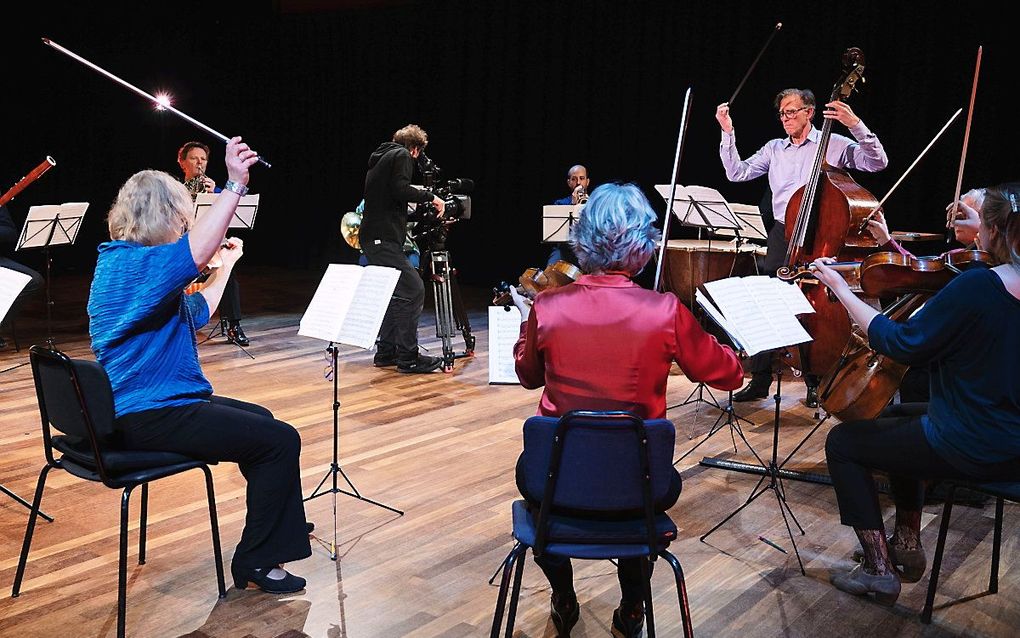 Het Rotterdams Philharmonisch Orkest speelt Beethoven in kleine bezetting. beeld Karen van Gilst