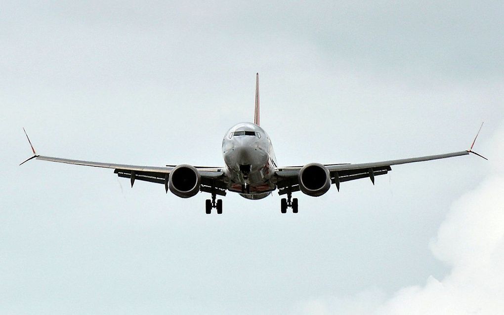 Een Boeing van de Braziliaanse luchtvaartmaatschappij Gol landt op het vliegveld van Porto Alegre. De vlucht verliep zonder problemen. beeld AFP, Silvio Avila