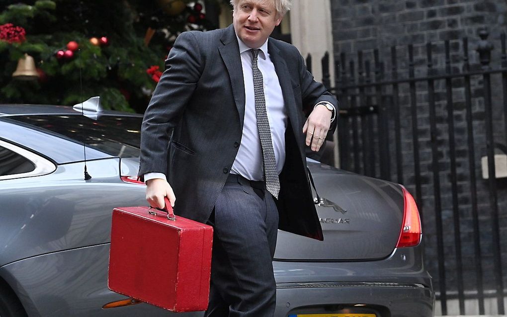 De Britse premier Boris Johnson. beeld EPA, Facundo Arrizabalaga