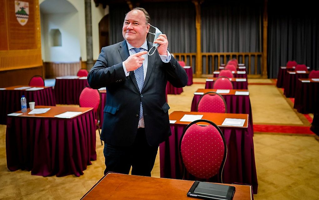 Henk Otten (Groep Otten) in de Eerste Kamer. beeld ANP, Bart Maat