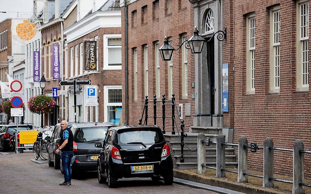 Exterieur van het museum Hofje van Aerden. Het schilderij Twee lachende jongens van Frans Hals werd voor de derde keer uit het museum gestolen. beeld ANP, Robin van Lonkhuijsen