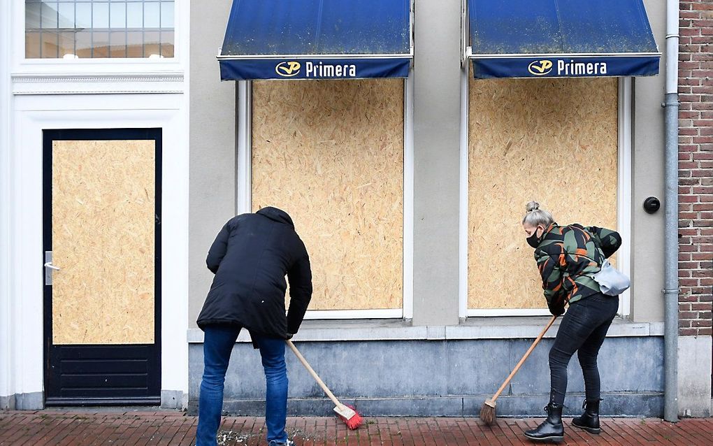 De dag na de rellen in Den Bosch. beeld ANP, PIROSCHKA VAN DE WOUW