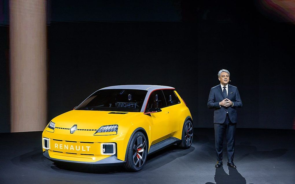 De elektrische Renault R5. beeld EPA, Martin Gambier