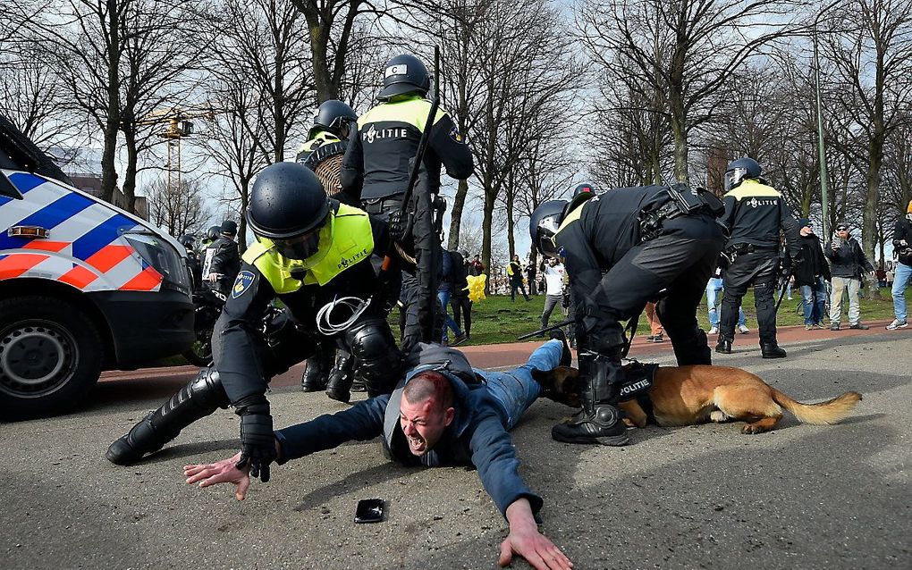 Arrestatie op het Malieveld. beeld ANP, John Thys