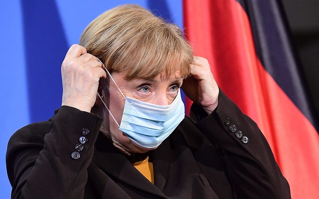 Merkel. beeld EPA, Clemens Bilan