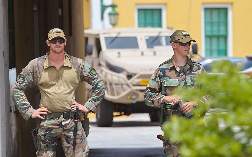 Nederlandse militairen in Willemstad. beeld ANP, Prince Victor