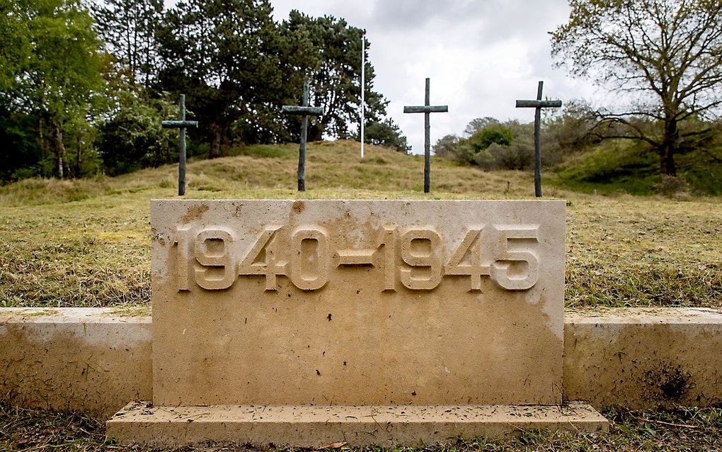 Het oorlogsmonument op de Waalsdorpervlakte. beeld ANP, Koen van Weel