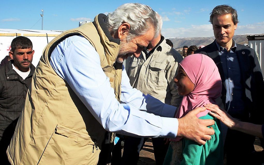 Christos Stylianides, de nieuwe EU-gezant godsdienstvrijheid, ontmoet als Eurocommissaris voor humanitaire hulp Syrische vluchtelingen. beeld EPA