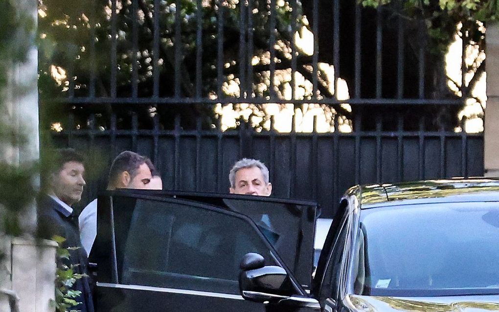 Sarkozy, donderdag bij de rechtbank in Parijs. beeld AFP, Thomas Coex