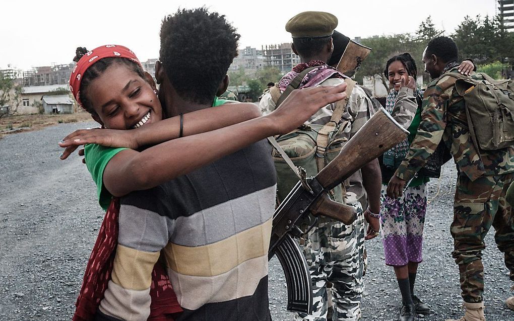 Het Tigray People’s Liberation Front (TPLF), de voormalige heerser in het gebied, zei maandag dat het de regionale hoofdstad Mekelle weer in handen had na bijna acht maanden van gevechten. beeld AFP, Yasuyoshi Chiba