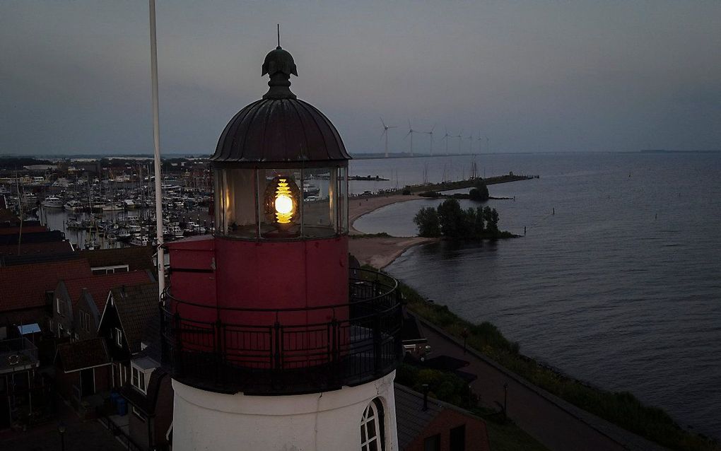 De vuurtoren van Urk. beeld EPA, Olivier Hoslet