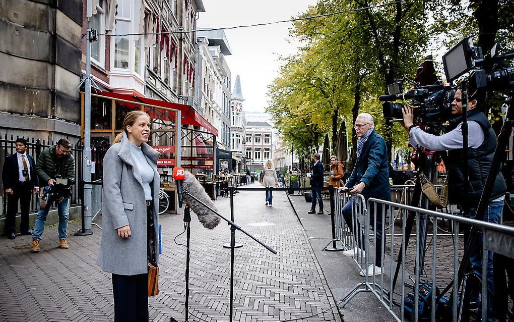 Carola Schouten (ChristenUnie) staat de pers te woord voorafgaand aan een gesprek met de informateurs Johan Remkes en Wouter Koolmees. beeld ANP, SEM VAN DER WAL